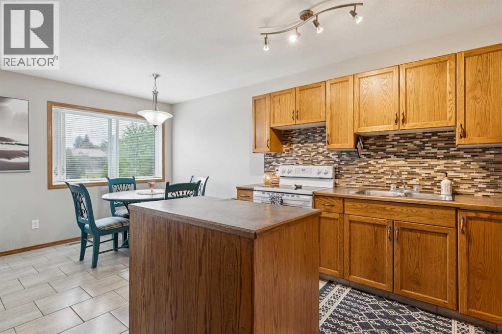 1334 23 Street, Didsbury, Alberta  T0M 0W0 - Photo 6 - A2339635