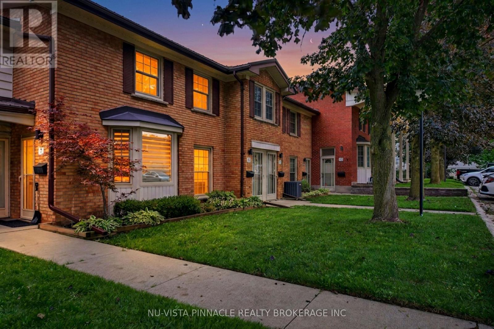 7 ARBOUR GLEN CRESCENT, London East, Ontario