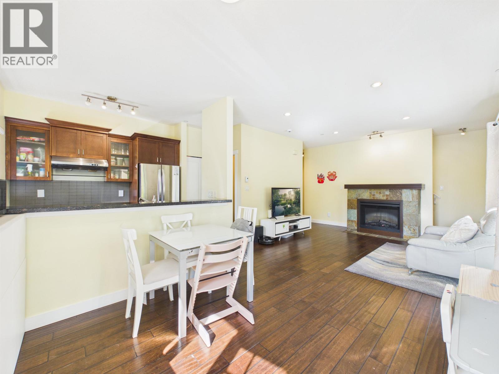 141 7388 Macpherson Avenue, Burnaby, British Columbia  V5J 0A1 - Photo 7 - R3161500