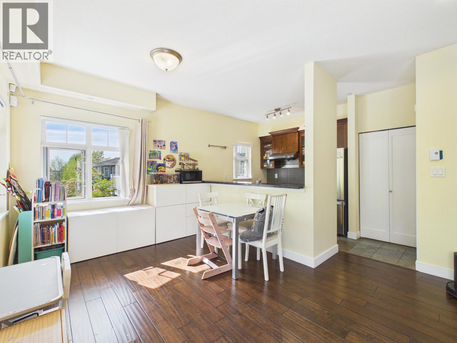 141 7388 Macpherson Avenue, Burnaby, British Columbia  V5J 0A1 - Photo 4 - R3161500