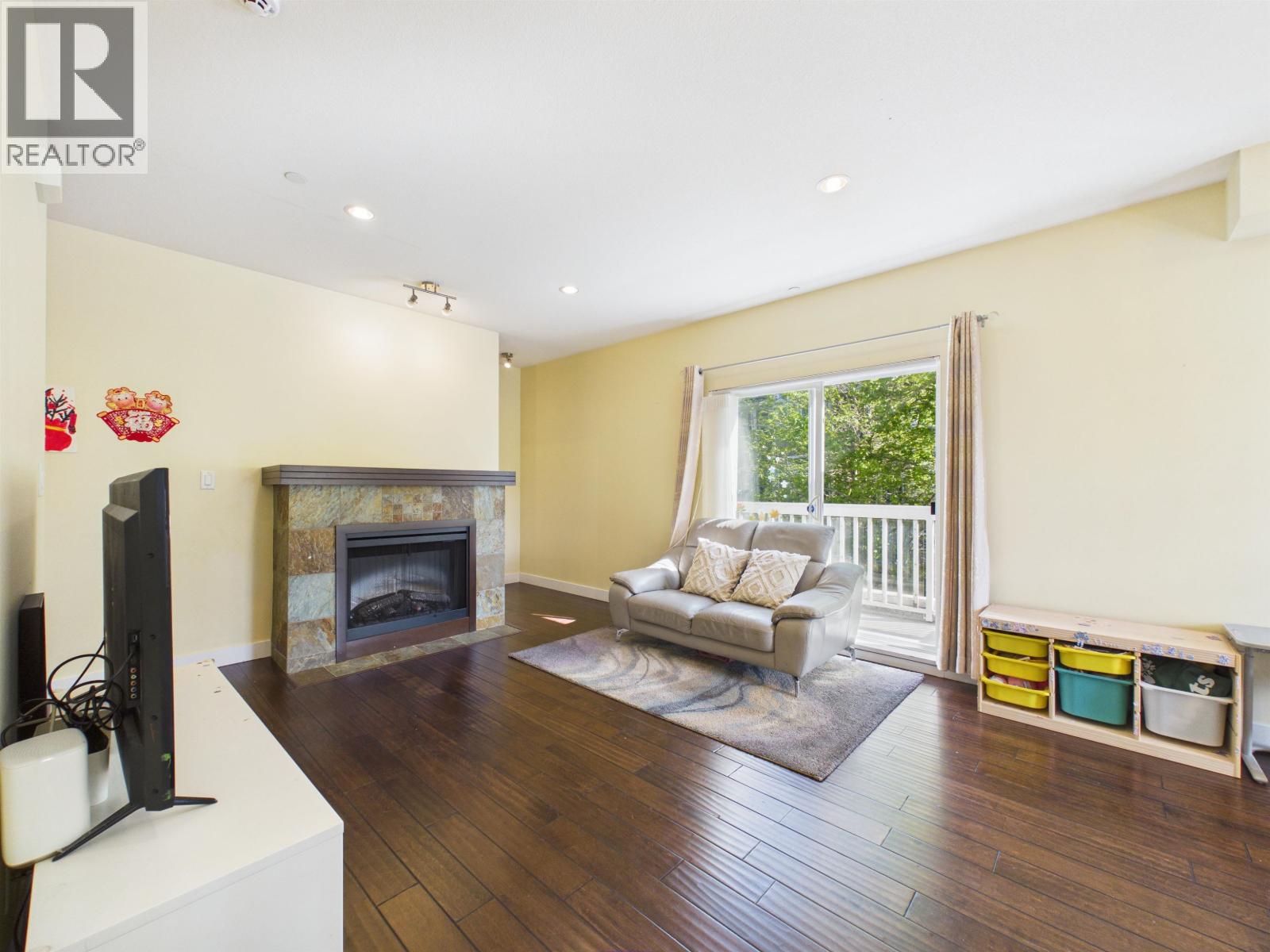 141 7388 Macpherson Avenue, Burnaby, British Columbia  V5J 0A1 - Photo 9 - R3161500
