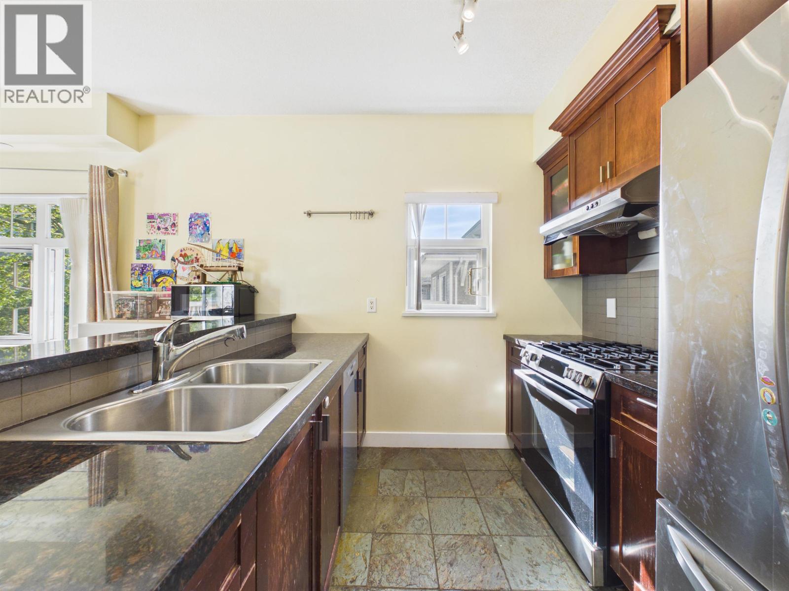 141 7388 Macpherson Avenue, Burnaby, British Columbia  V5J 0A1 - Photo 8 - R3161500