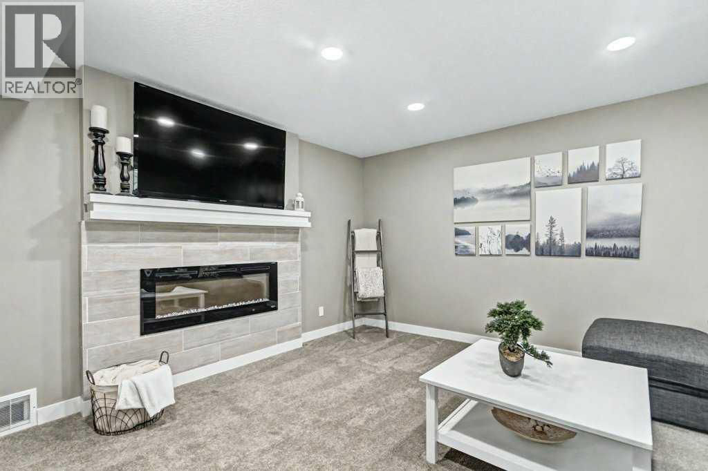 15 Sundown Way, Cochrane, Alberta  T4C 2M4 - Photo 28 - A2340574