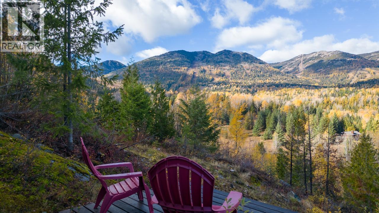 305 Richie Road, Rossland, British Columbia  V0G 1Y0 - Photo 15 - 10378316