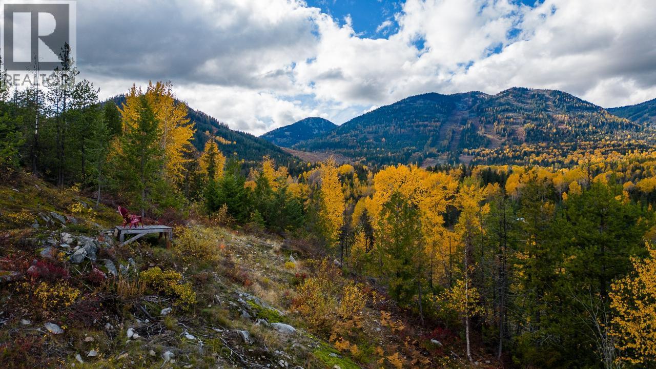 305 Richie Road, Rossland, British Columbia  V0G 1Y0 - Photo 13 - 10378316