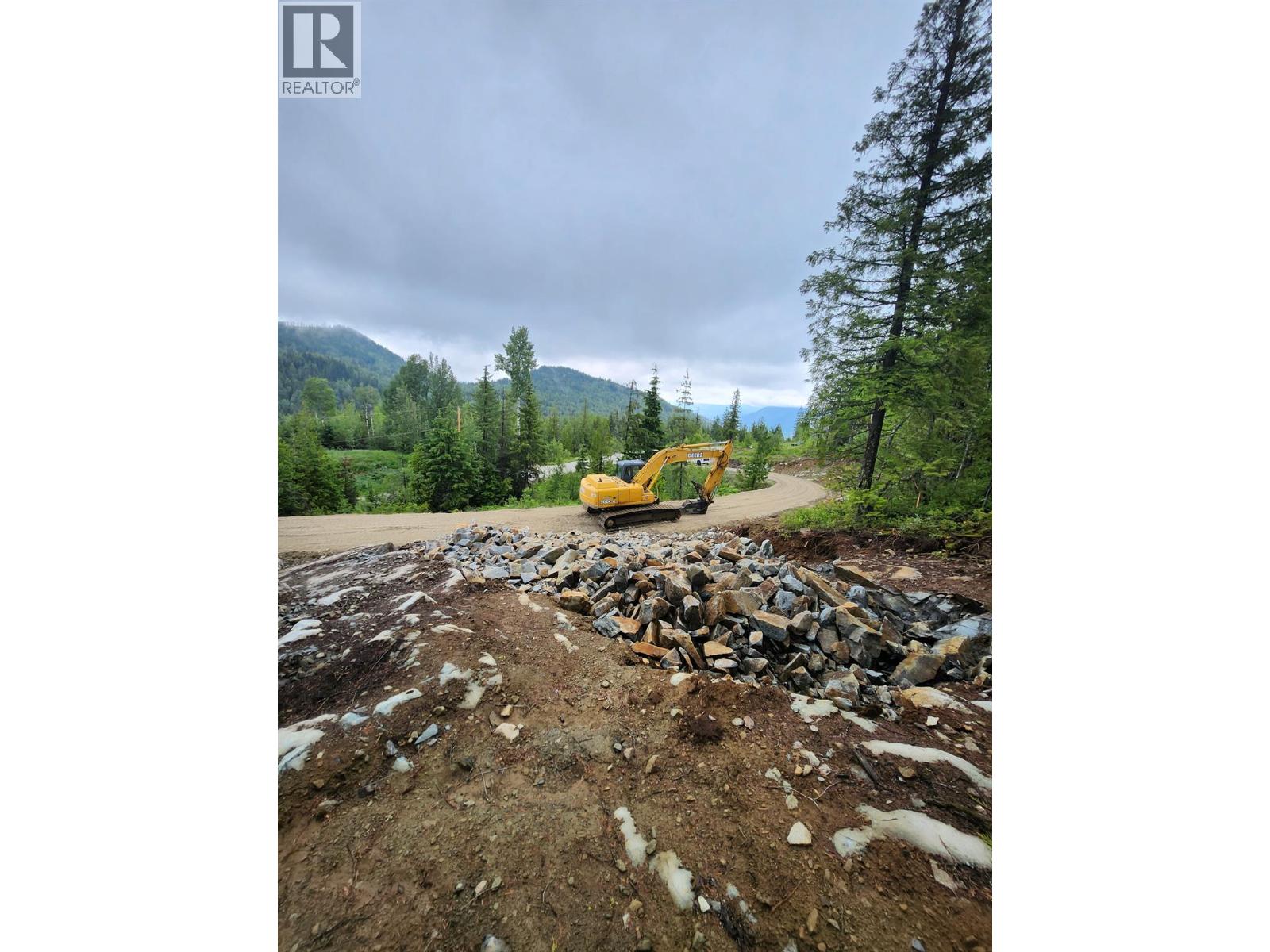305 Richie Road, Rossland, British Columbia  V0G 1Y0 - Photo 7 - 10378316