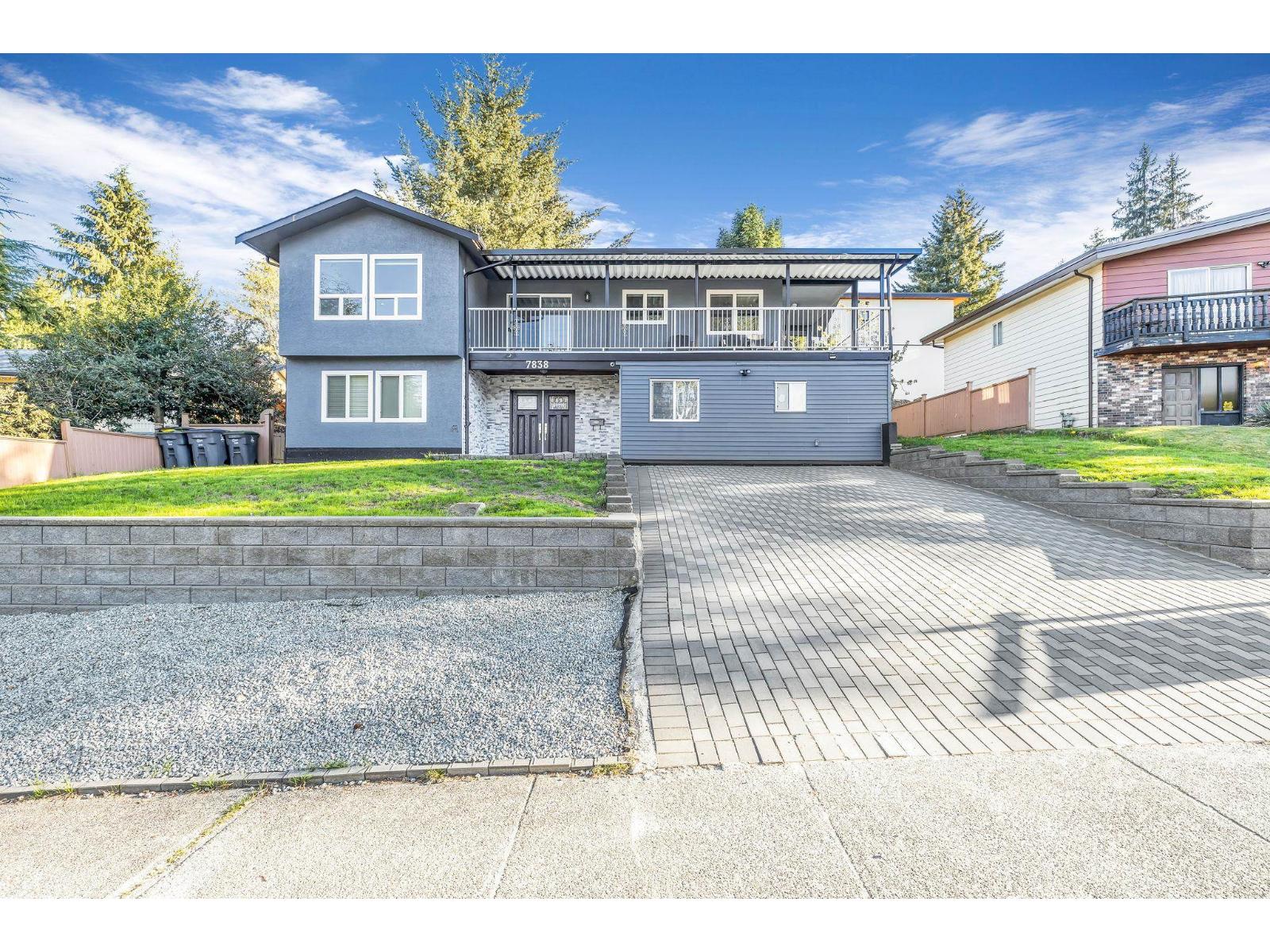 7838 Suncrest Drive, Surrey, British Columbia  V3W 6A9 - Photo 2 - R3161539