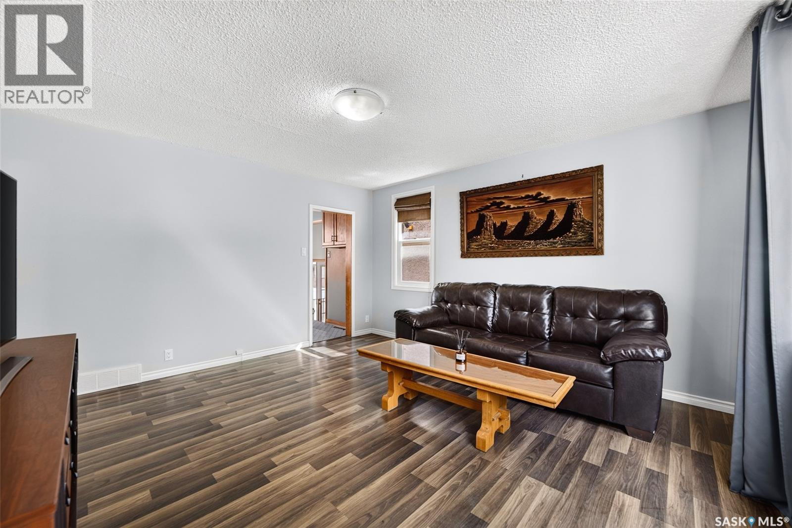 345 Mcintyre Street, Regina, Saskatchewan  S4R 2L9 - Photo 8 - SK047601