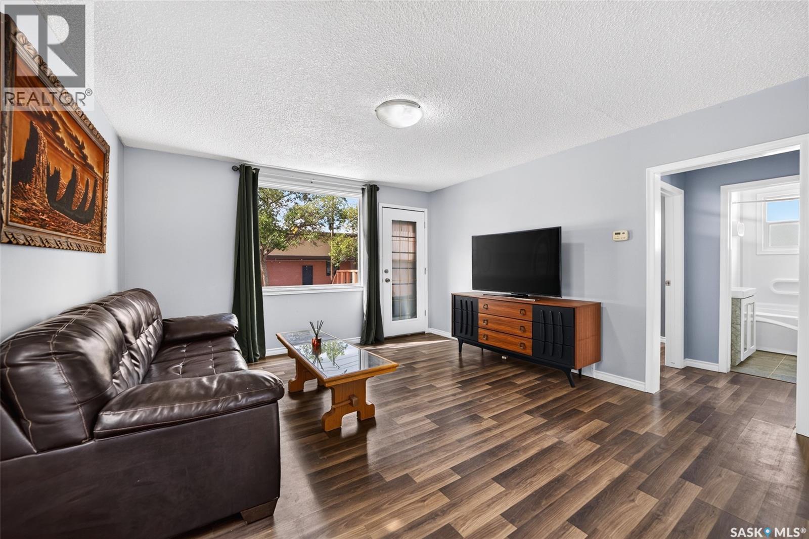 345 Mcintyre Street, Regina, Saskatchewan  S4R 2L9 - Photo 9 - SK047601