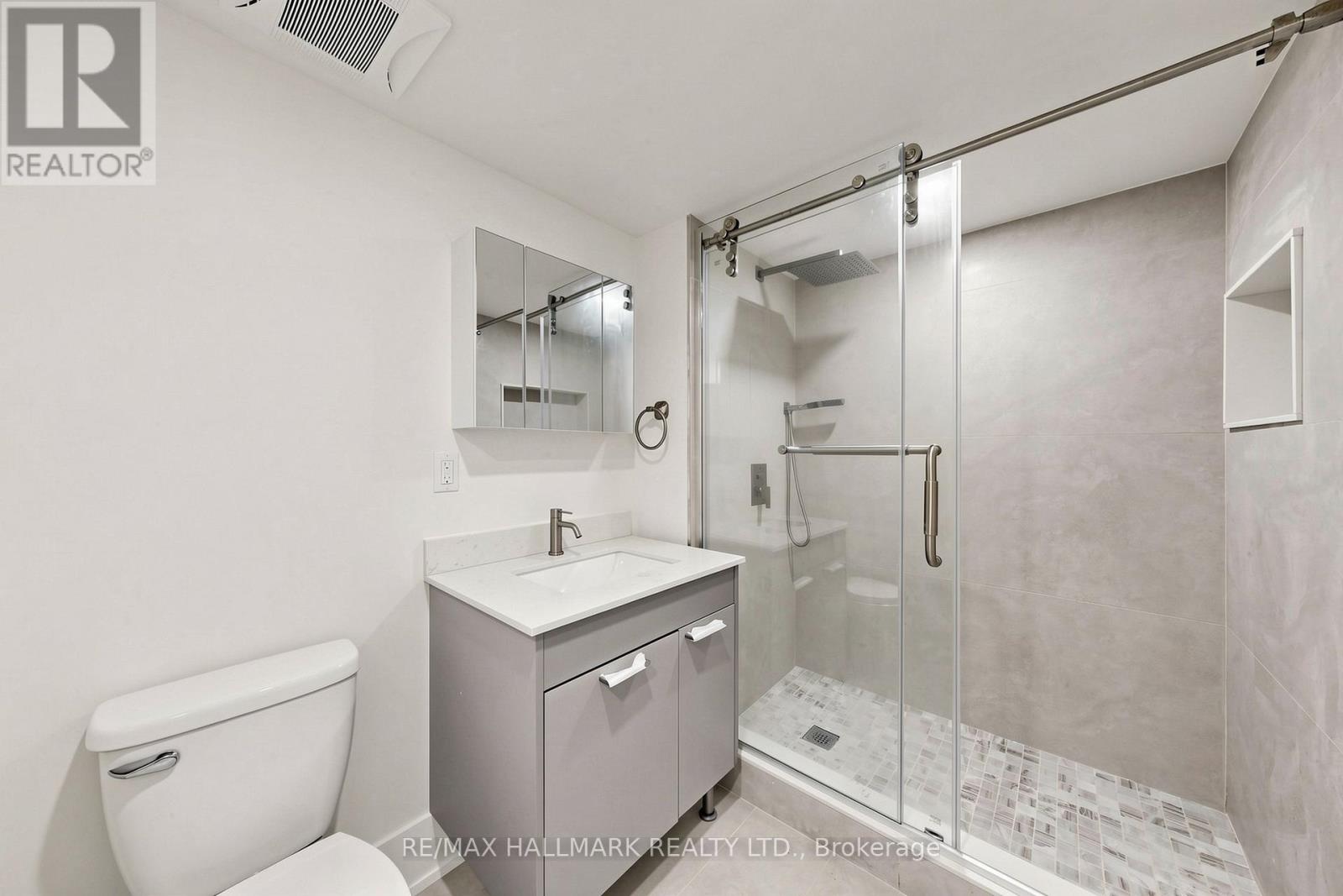 Basement 1 - 11 Johnson Road, Aurora, Ontario  L4G 2A3 - Photo 13 - N13748010