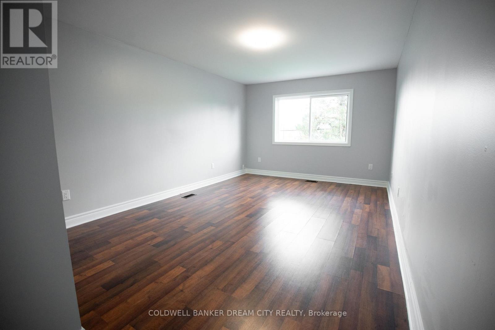 Upper - 22 Elm Grove Avenue, Richmond Hill, Ontario  L4E 2T1 - Photo 12 - N13748014