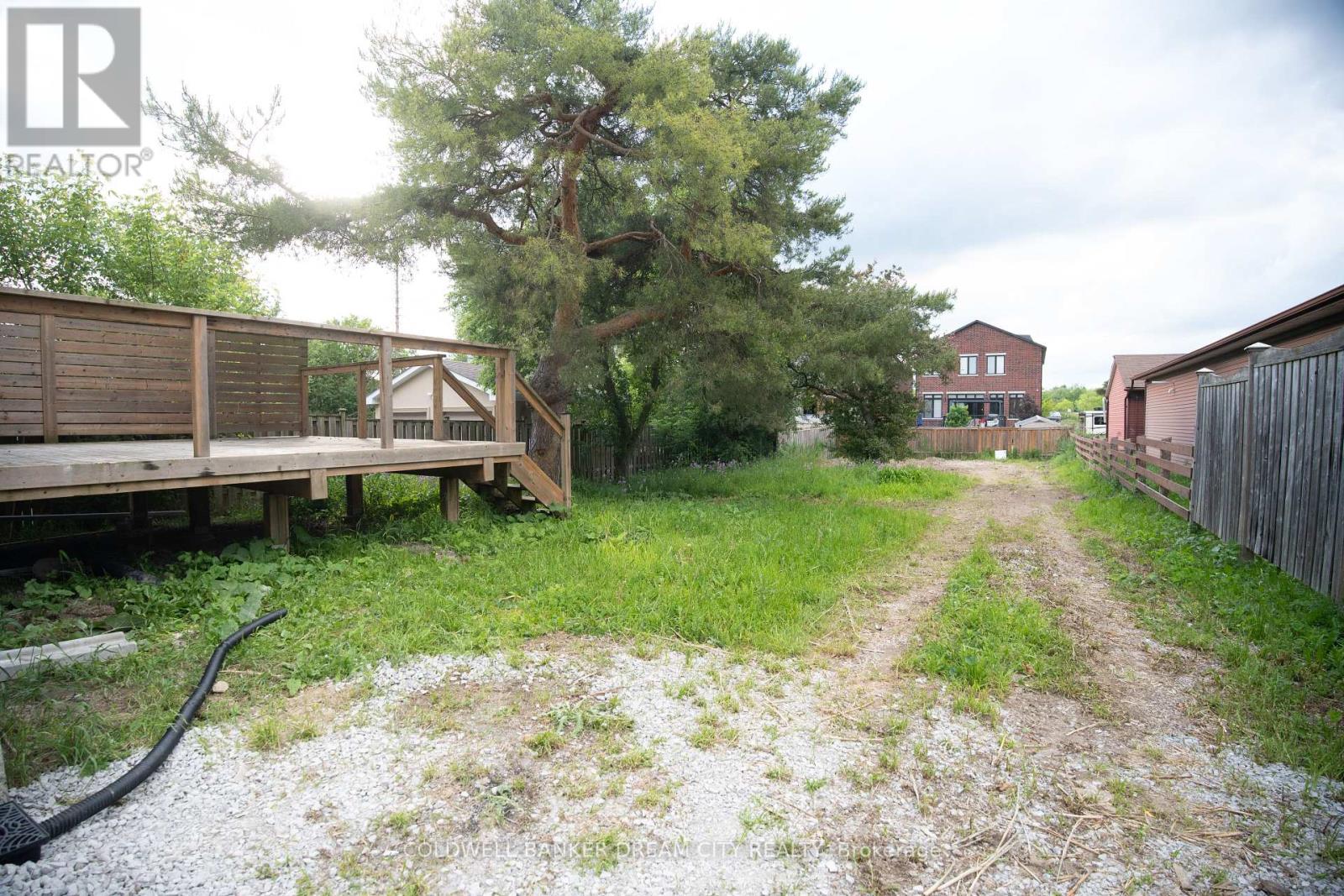 Upper - 22 Elm Grove Avenue, Richmond Hill, Ontario  L4E 2T1 - Photo 22 - N13748014