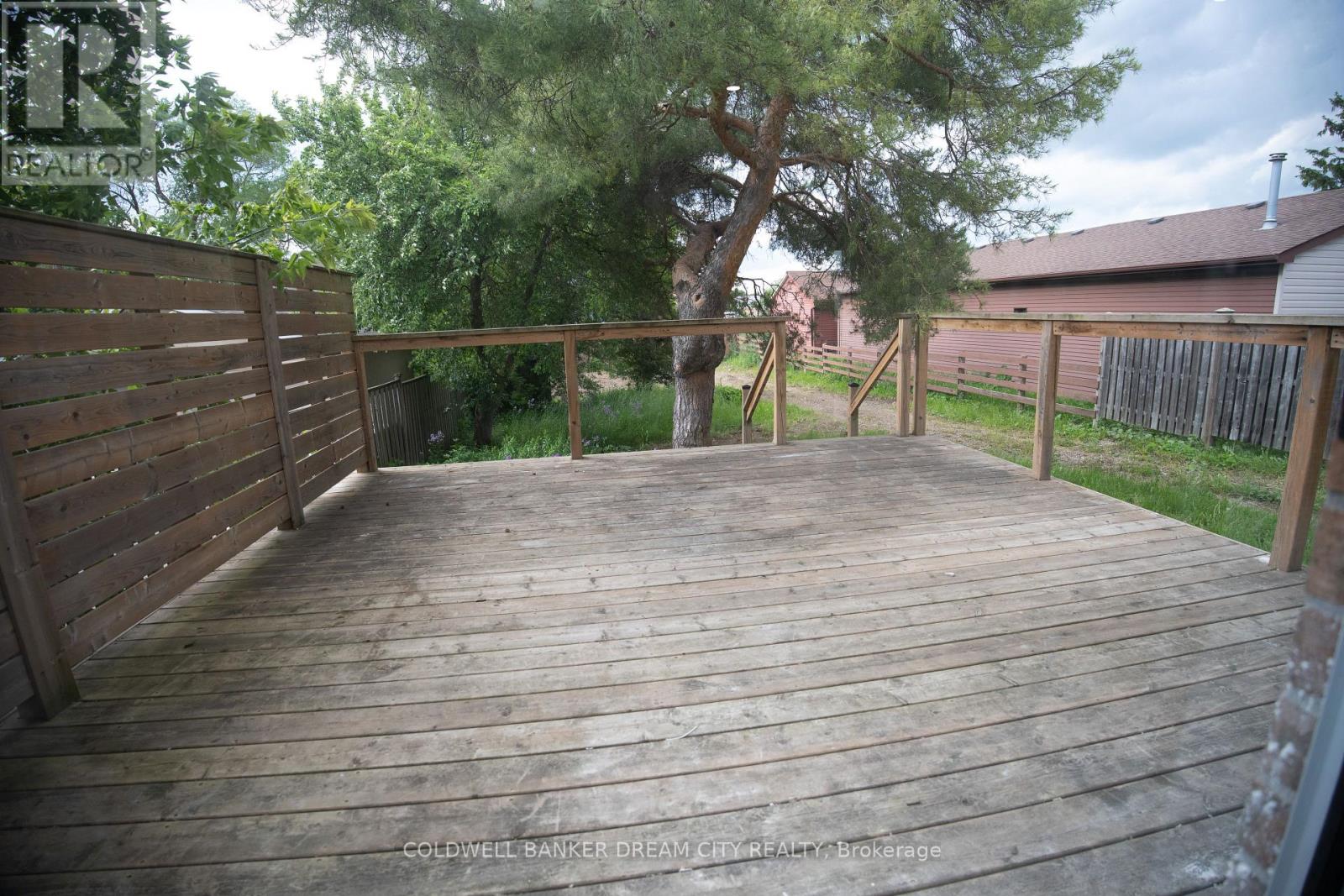 Upper - 22 Elm Grove Avenue, Richmond Hill, Ontario  L4E 2T1 - Photo 23 - N13748014