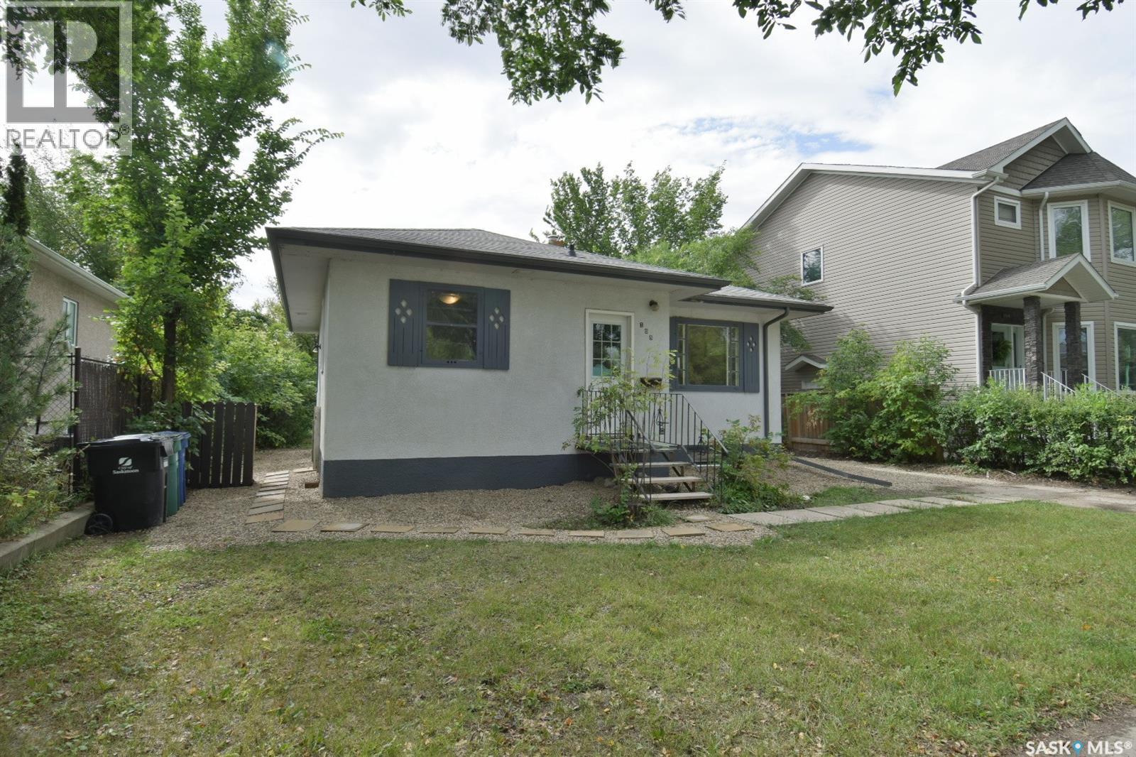 109 108th Street W, Saskatoon, Saskatchewan  S7N 1P3 - Photo 3 - SK047454