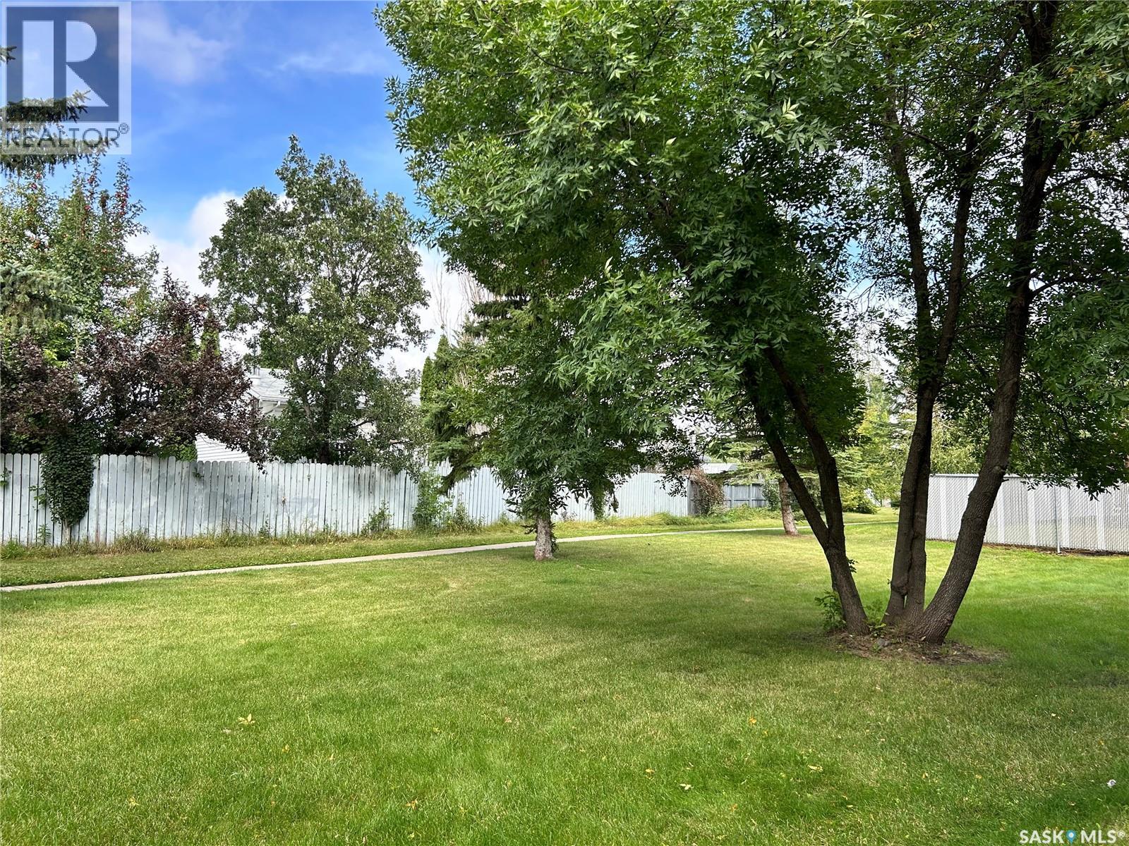 417 1580 Olive Diefenbaker Drive, Prince Albert, Saskatchewan  S6V 7M6 - Photo 30 - SK030182