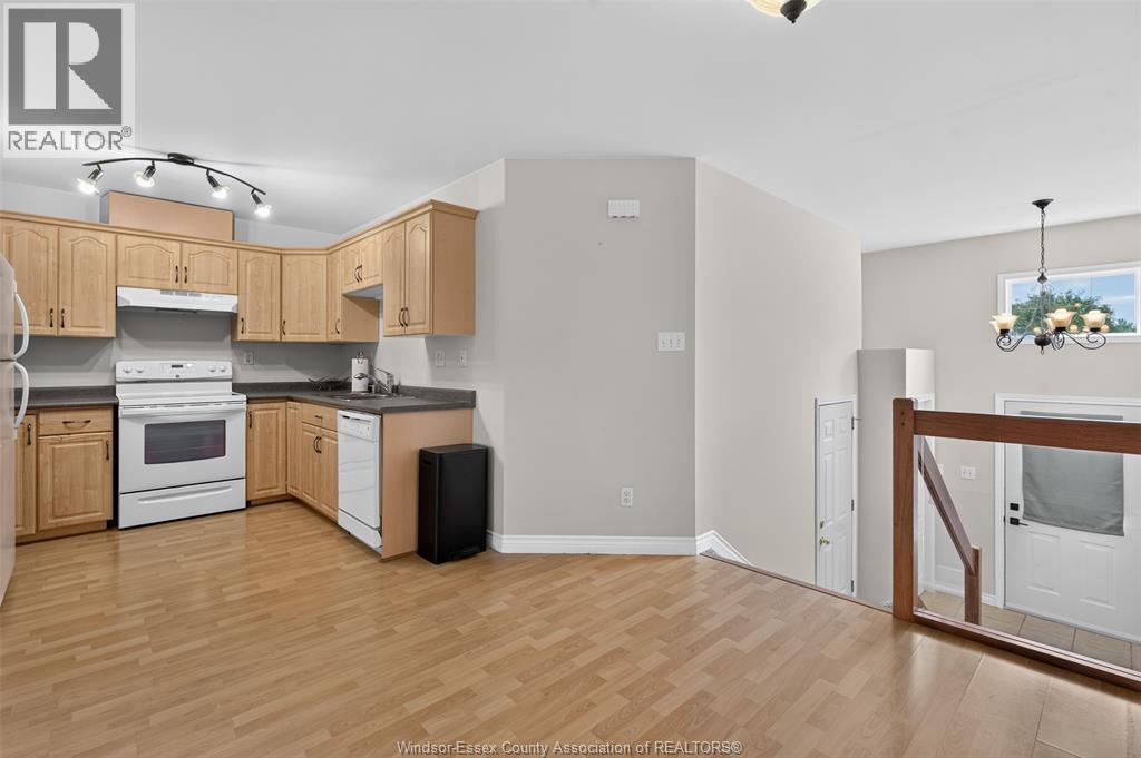 1132 Settlers, Windsor, Ontario  N9G 2W7 - Photo 6 - 26021660