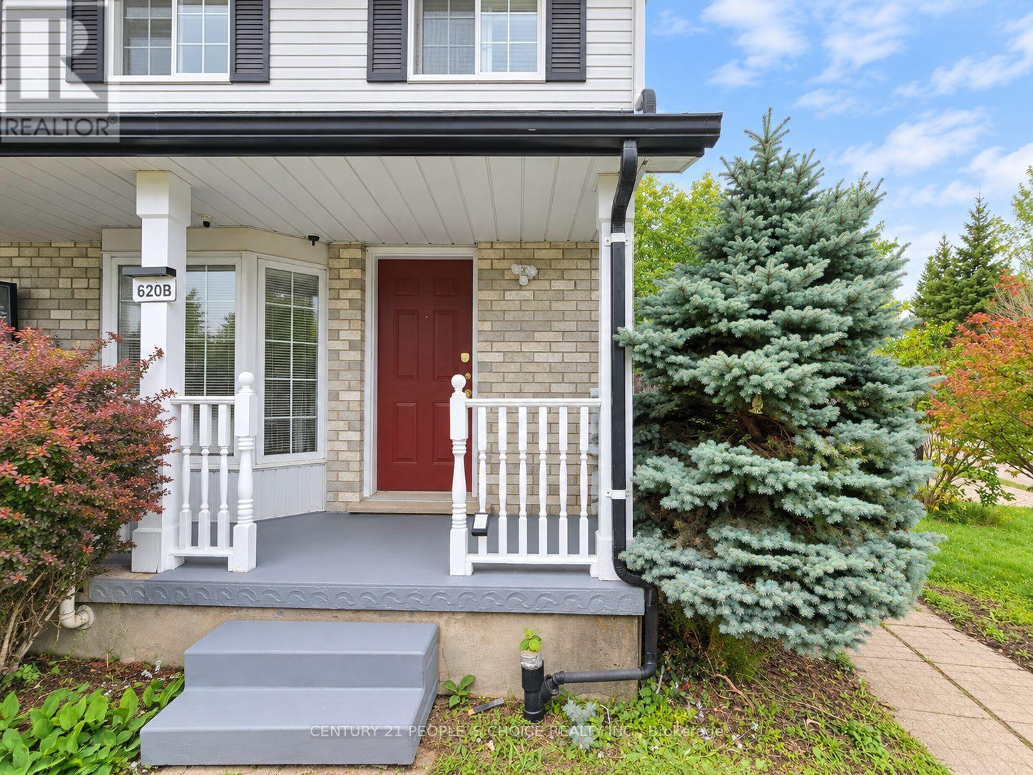 B - 620 Settlersfield Court, Waterloo, Ontario  N2T 2K7 - Photo 2 - X13741966