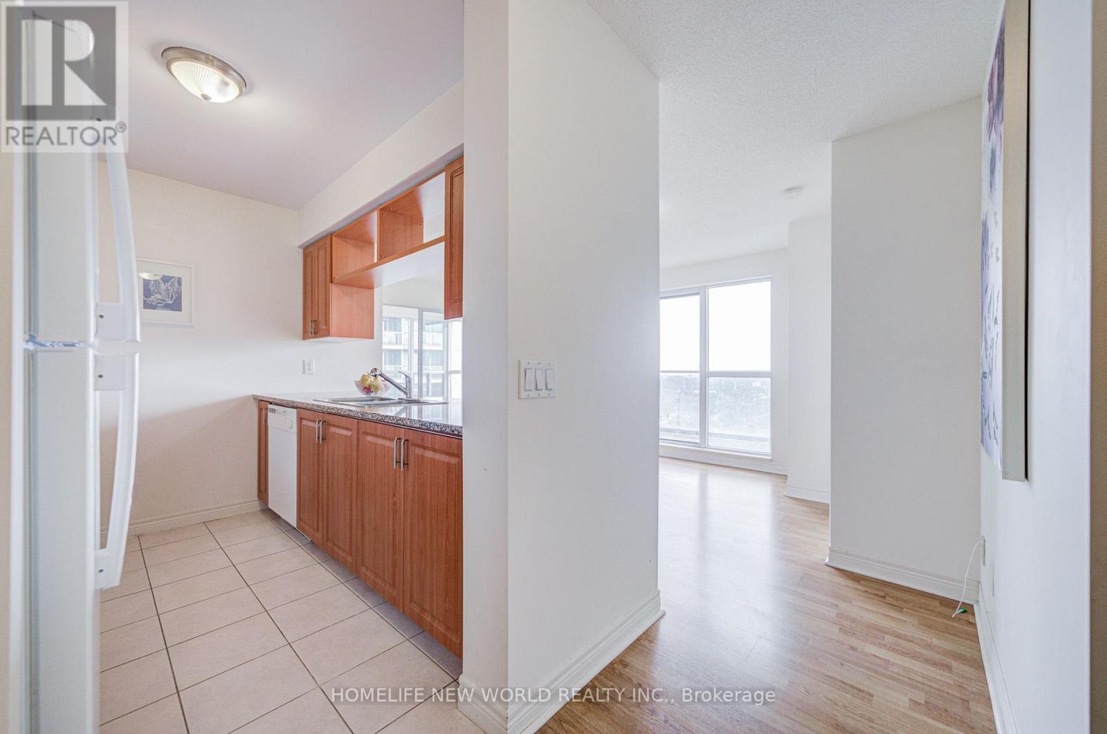2807 - 60 Town Centre Court, Toronto, Ontario  M1P 0B1 - Photo 14 - E13748044