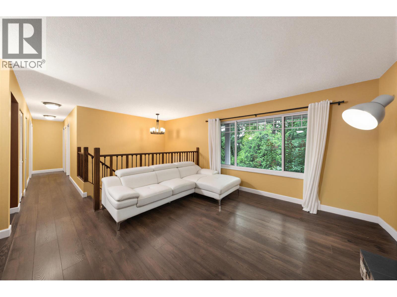 1650 Connaught Drive, Port Coquitlam, British Columbia  V3C 4G8 - Photo 6 - R3161772