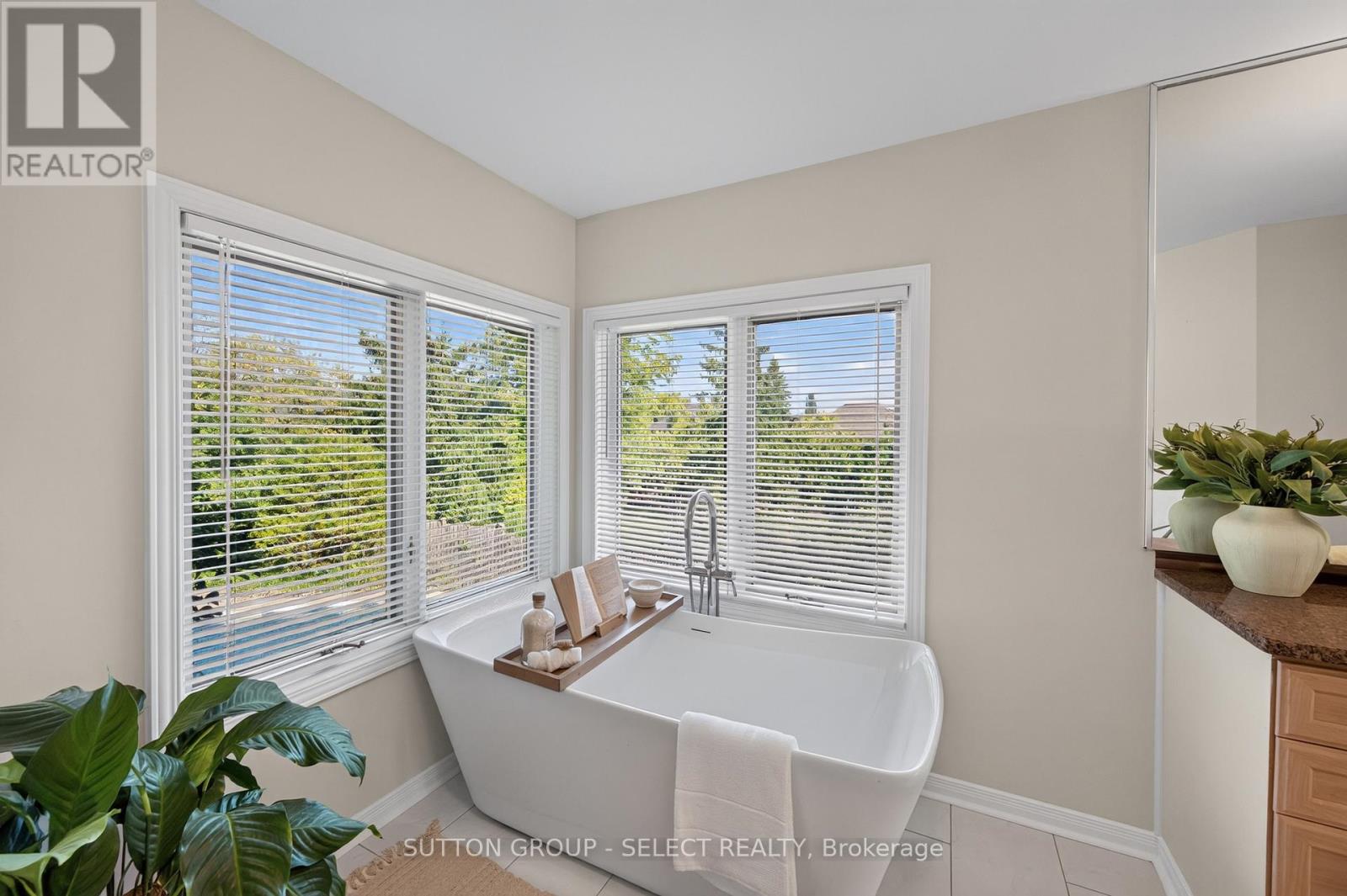 1316 Corley Drive N, London North, Ontario  N6G 4K5 - Photo 23 - X13748064