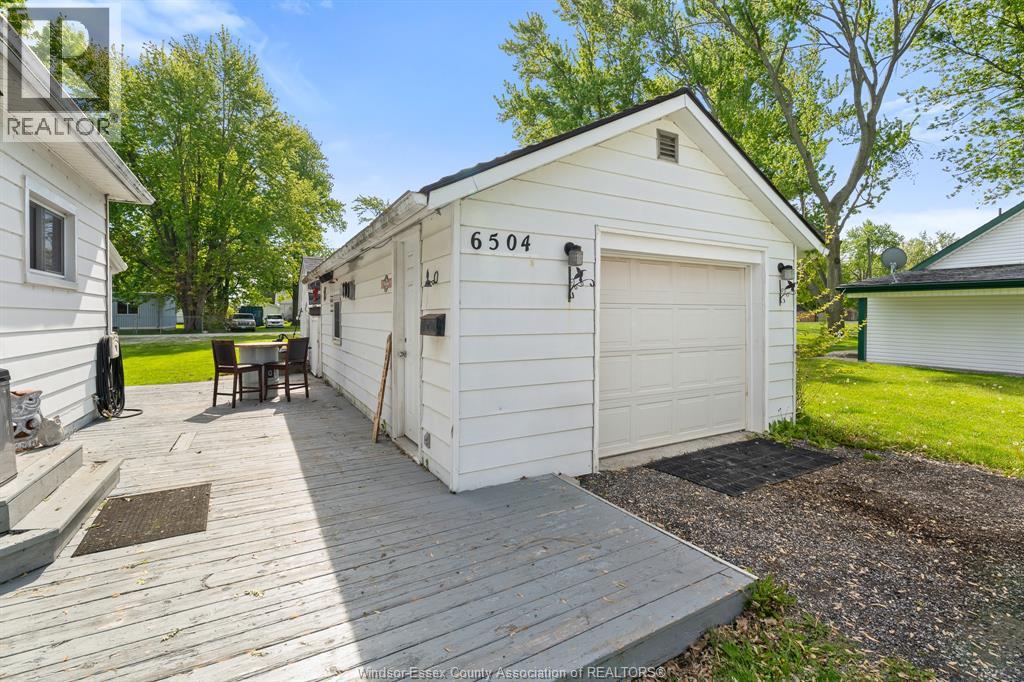 6504 Main Street, Lakeshore, Ontario  N0P 1J0 - Photo 2 - 26010607