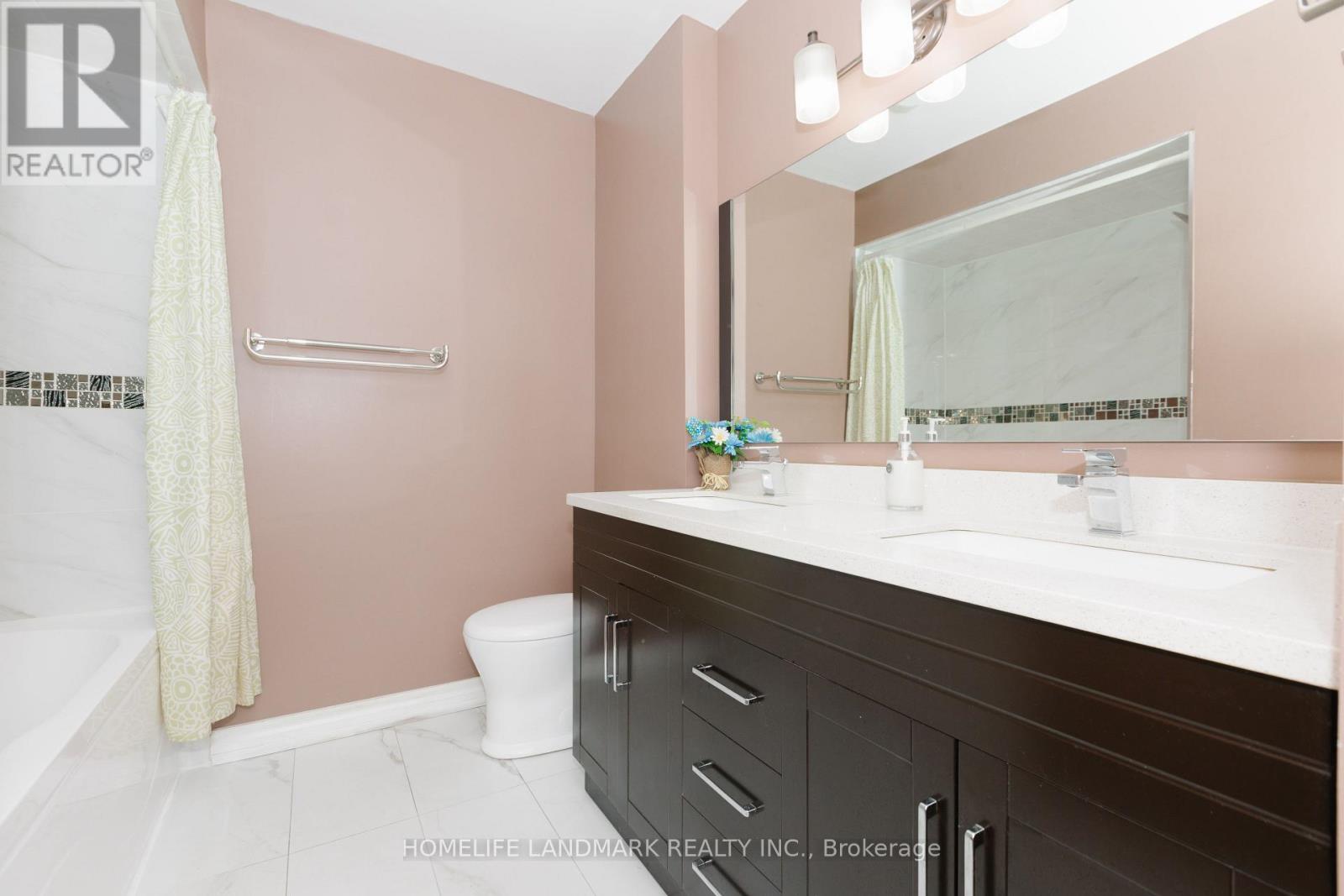 2419 Cashmere Avenue, Mississauga, Ontario  L5B 2M7 - Photo 14 - W13748060