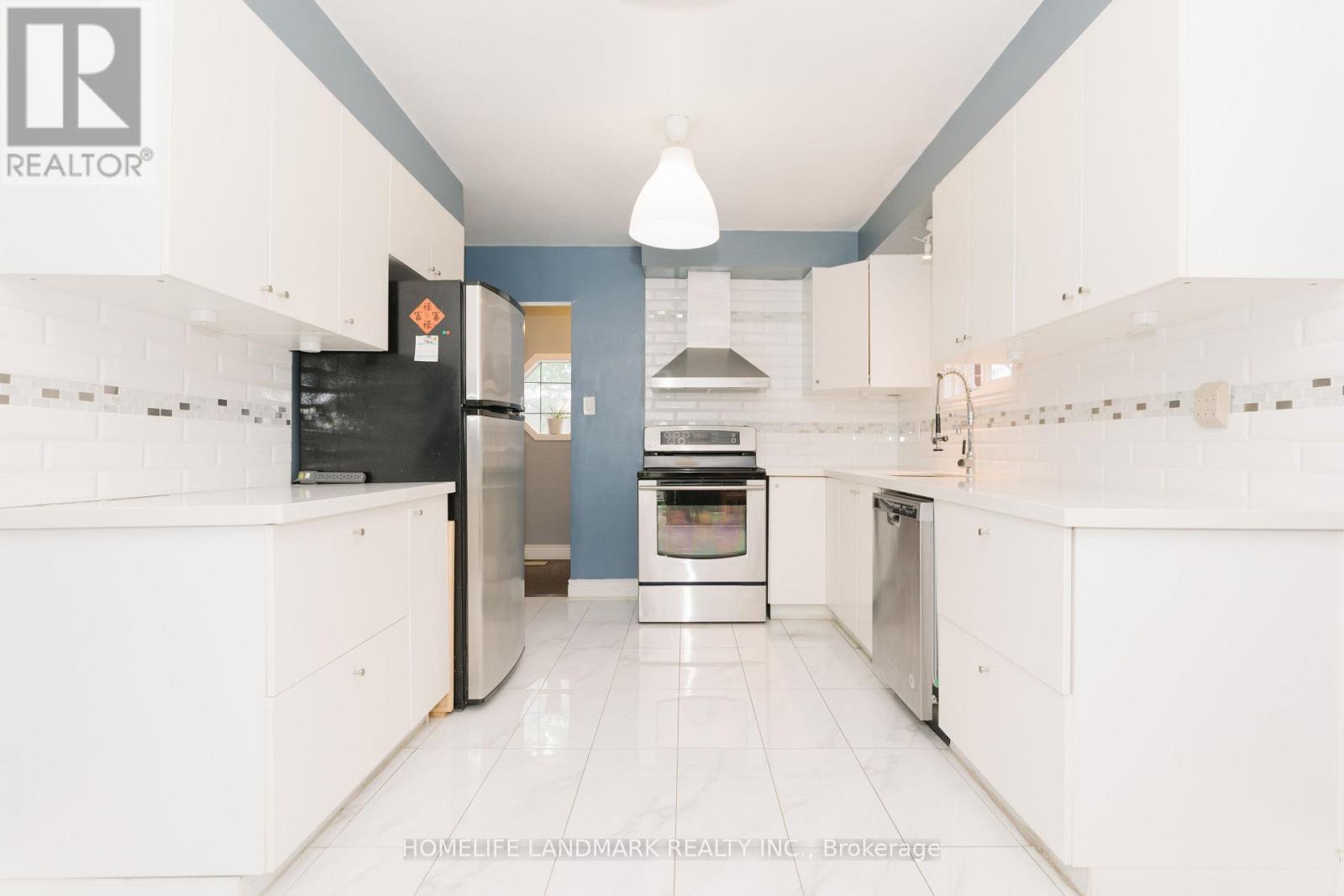 2419 Cashmere Avenue, Mississauga, Ontario  L5B 2M7 - Photo 8 - W13748060