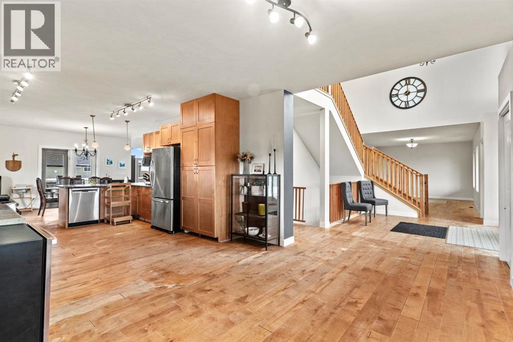 251005 Township Road 251a, Lyalta, Alberta  T2M 4l5 - Photo 8 - A2342231