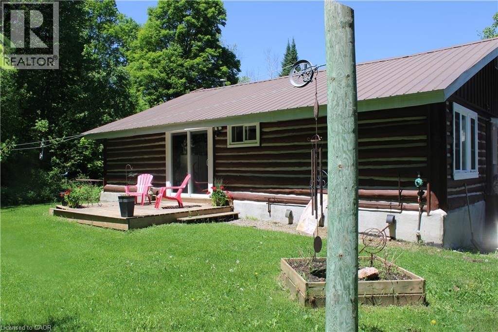 411a Peggs Mountain Road, Burk's Falls, Ontario  P0A 1C0 - Photo 3 - 40822469