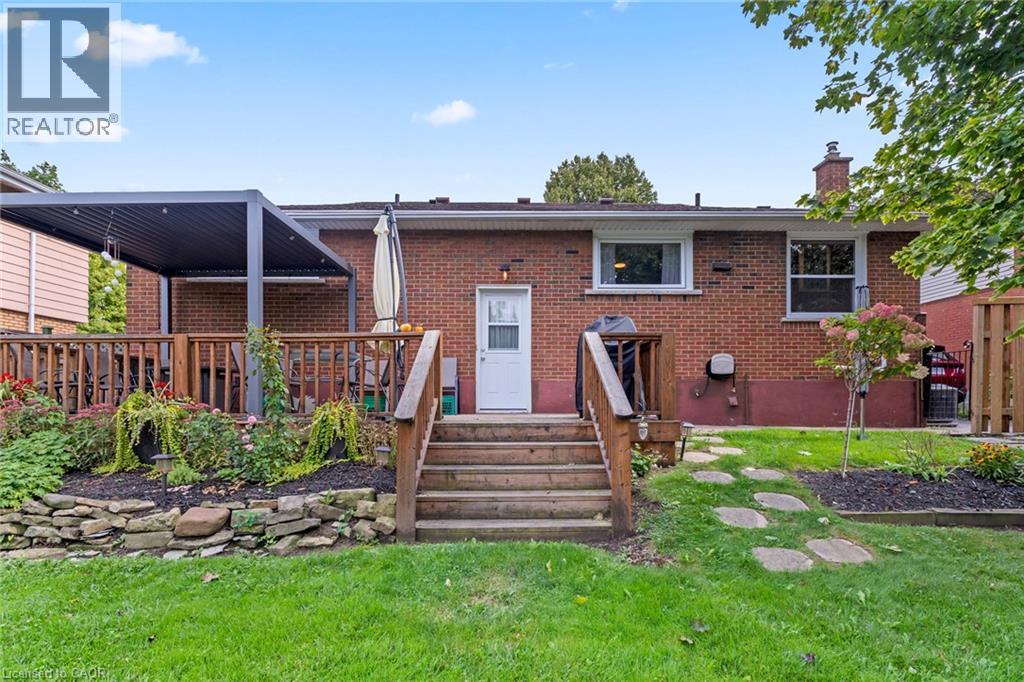 15 Collier Crescent, Hamilton, Ontario  L9C 3S7 - Photo 46 - 40859343
