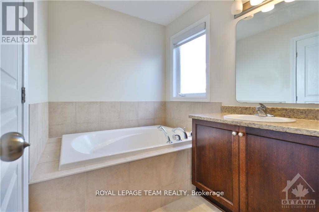 252 Tandalee Crescent, Ottawa, Ontario  K2M 0A1 - Photo 21 - X13748082