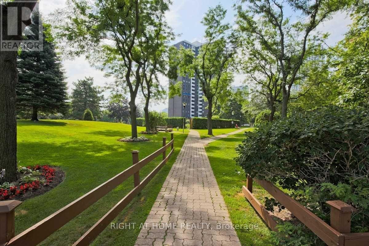5 Old Sheppard Avenue, Toronto, Ontario  M2J 4K3 - Photo 34 - C13748078