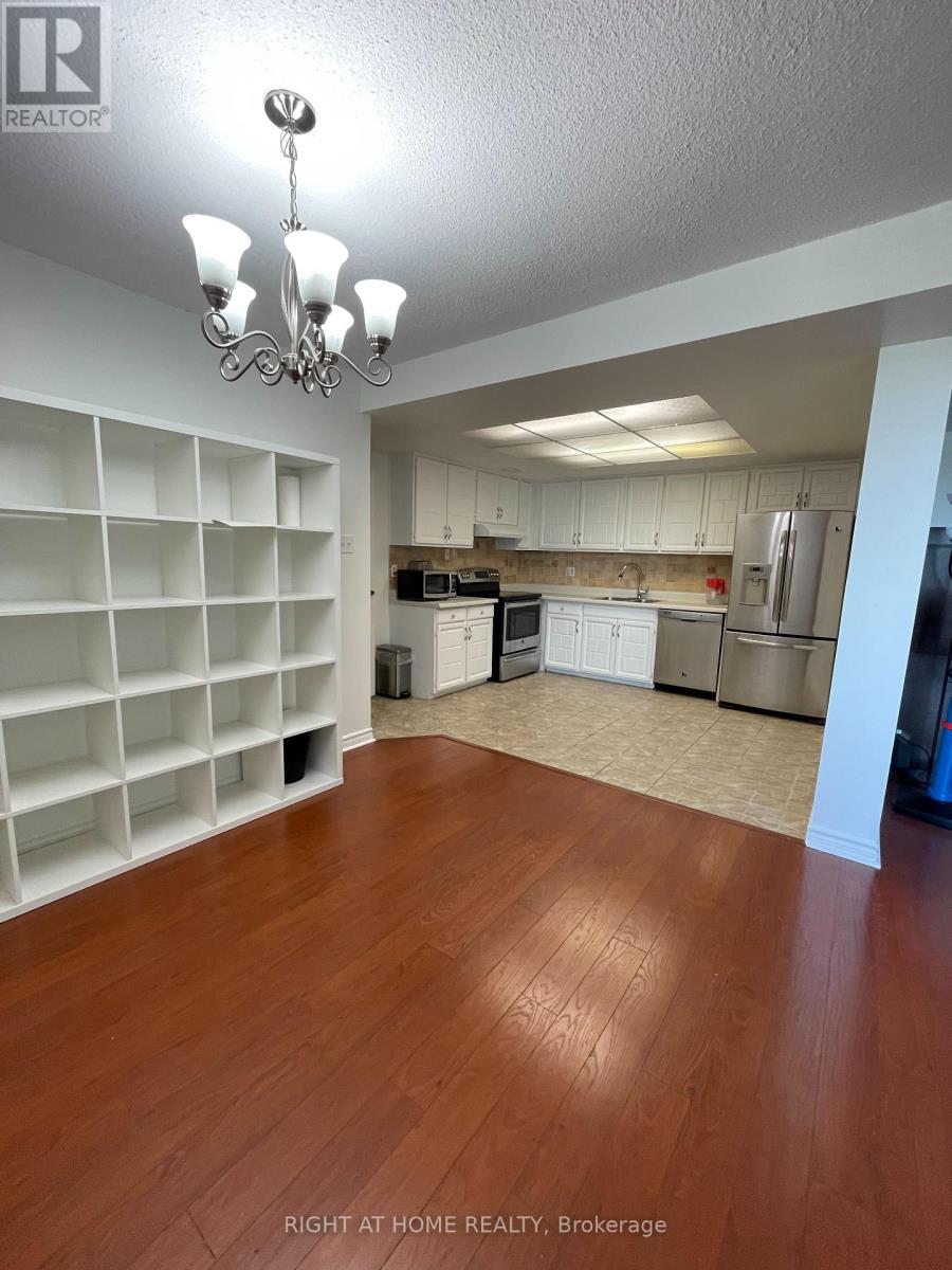 5 Old Sheppard Avenue, Toronto, Ontario  M2J 4K3 - Photo 6 - C13748078