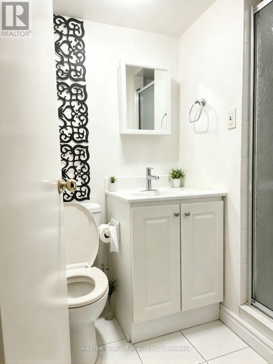 22 O'halloran Crescent, Toronto, Ontario  M1V 2C3 - Photo 30 - E13748068