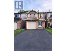 22 O'HALLORAN CRESCENT, Toronto, Ontario