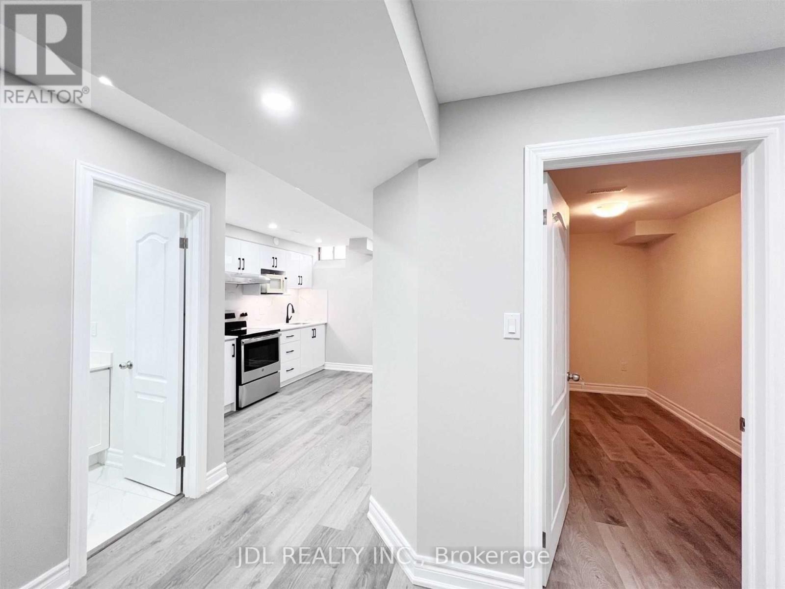 Bsmt - 43 Portage Avenue, Richmond Hill, Ontario  L4E 2Z5 - Photo 6 - N13748076