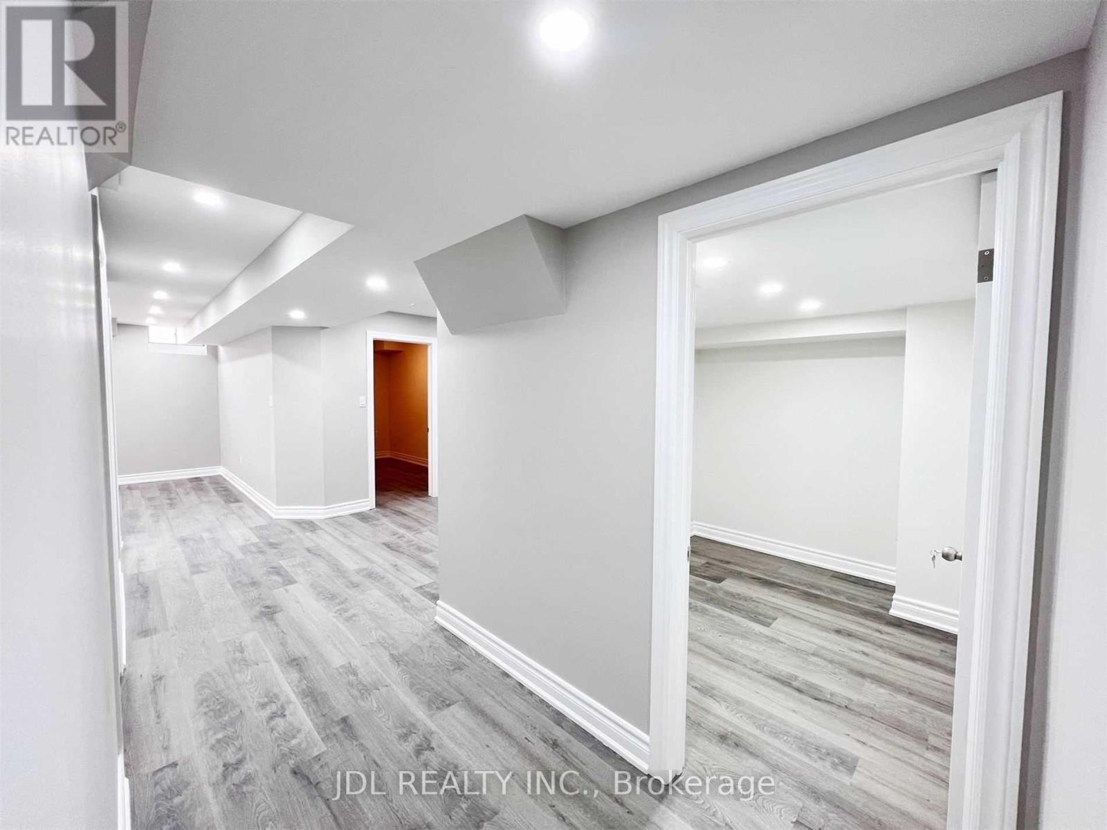 Bsmt - 43 Portage Avenue, Richmond Hill, Ontario  L4E 2Z5 - Photo 8 - N13748076