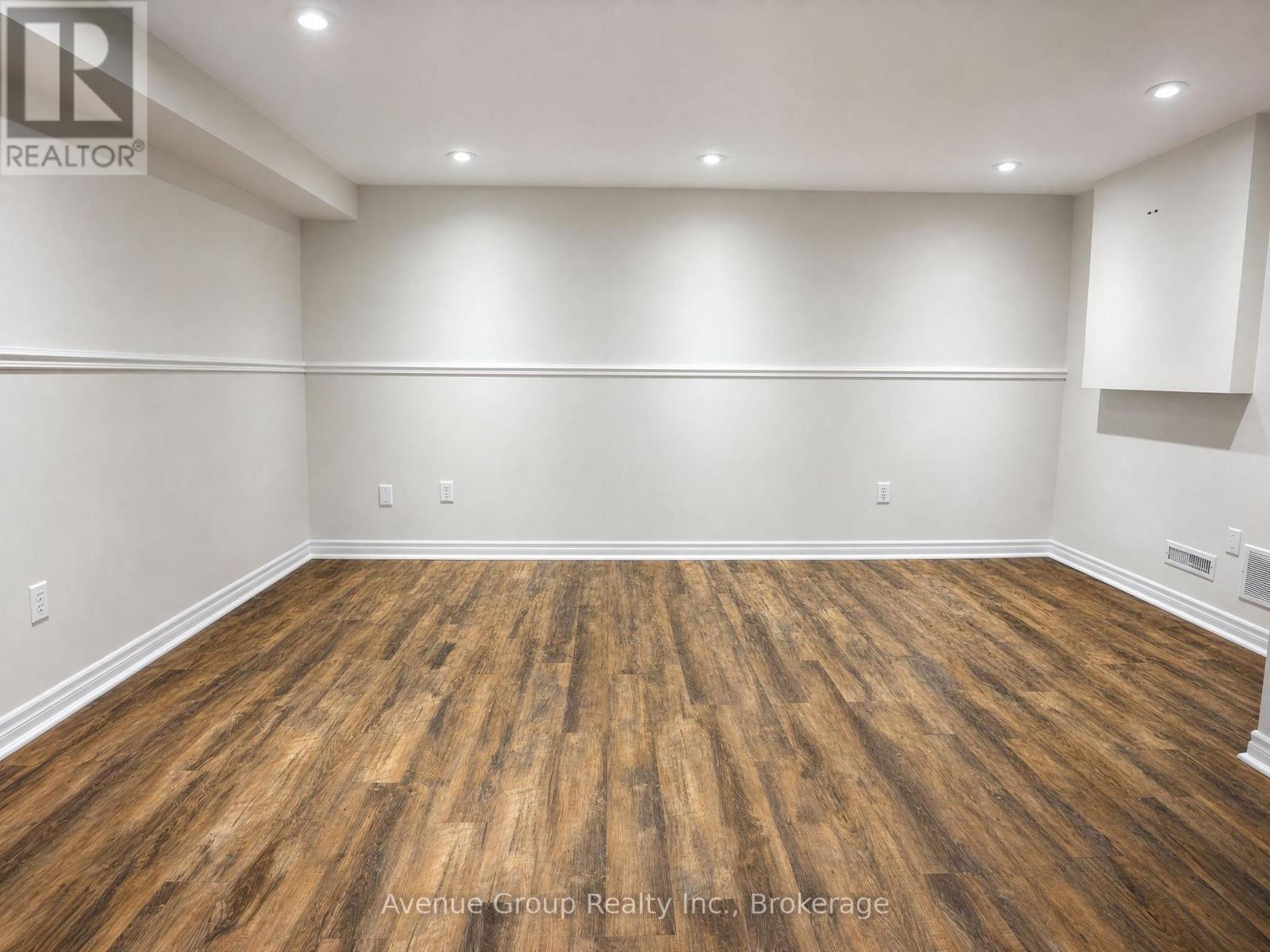 Lower - 54 Leggott Avenue, Barrie, Ontario  L4N 8A9 - Photo 8 - S13748074