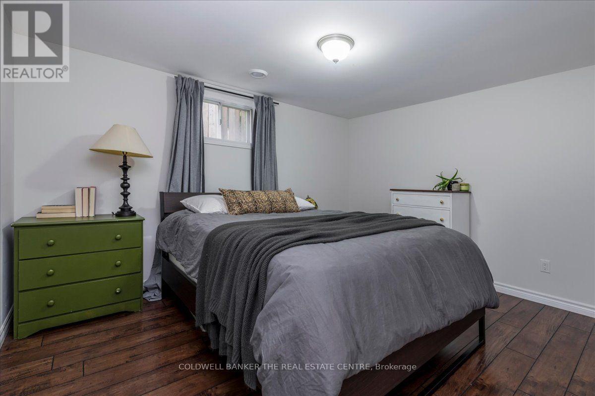 18 Agnes Street, Barrie, Ontario  L4M 2S2 - Photo 16 - S13748086
