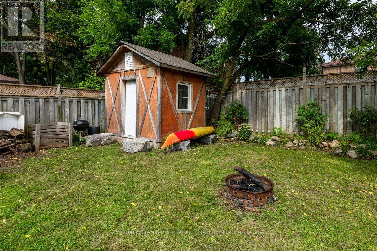 18 Agnes Street, Barrie, Ontario  L4M 2S2 - Photo 21 - S13748086
