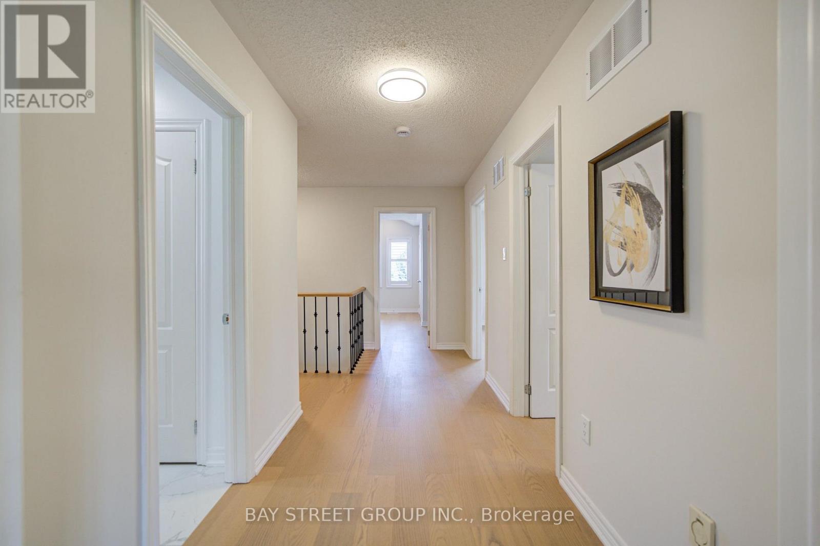 2422 Hertfordshire Way, Oakville, Ontario  L6H 7M5 - Photo 24 - W13748070