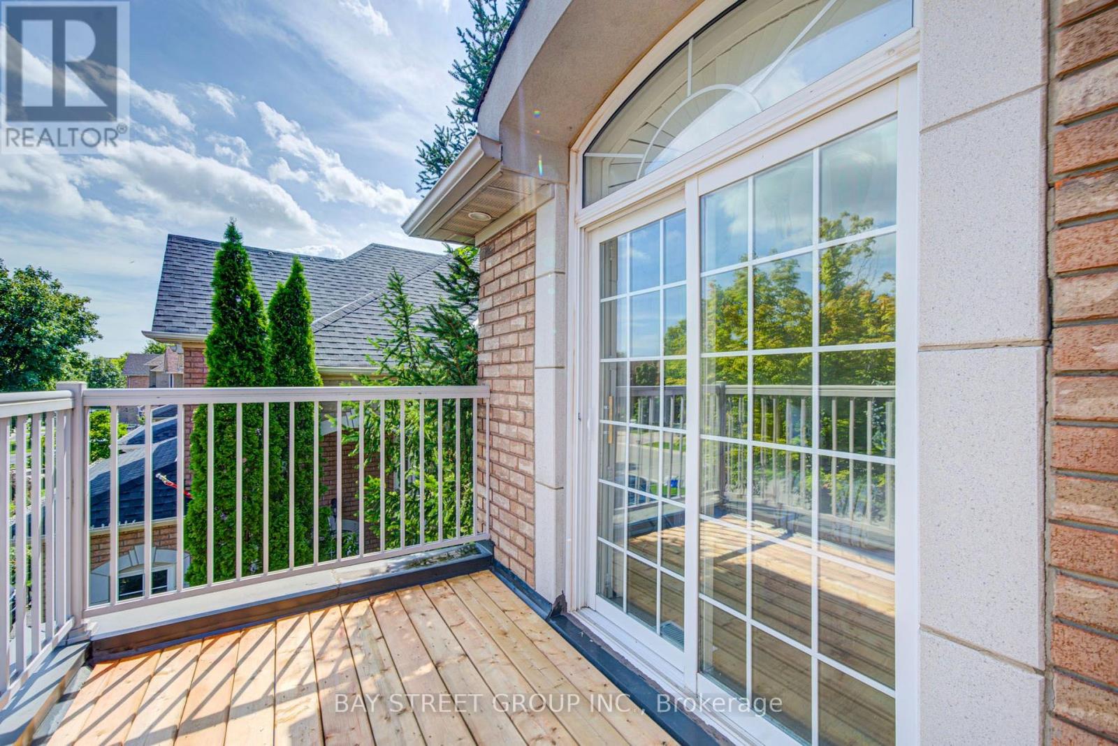2422 Hertfordshire Way, Oakville, Ontario  L6H 7M5 - Photo 34 - W13748070