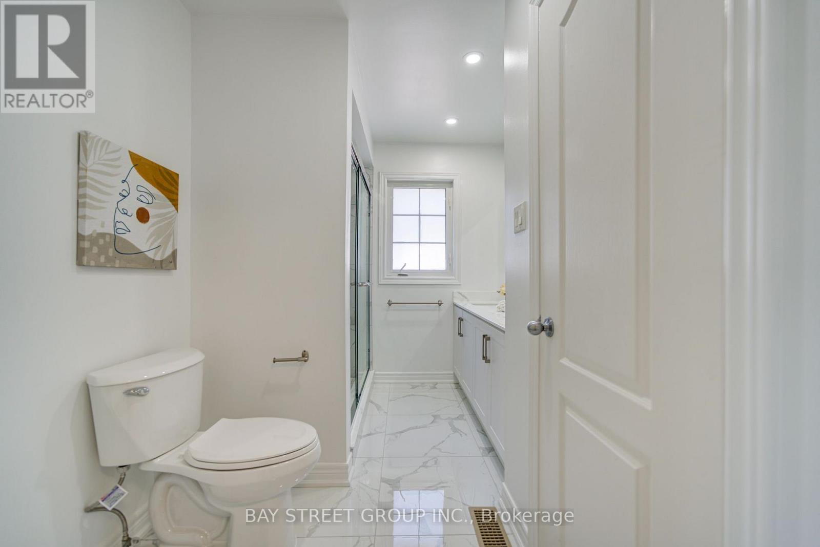 2422 Hertfordshire Way, Oakville, Ontario  L6H 7M5 - Photo 40 - W13748070