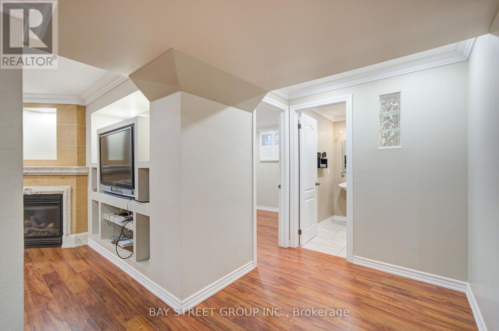 2422 Hertfordshire Way, Oakville, Ontario  L6H 7M5 - Photo 46 - W13748070