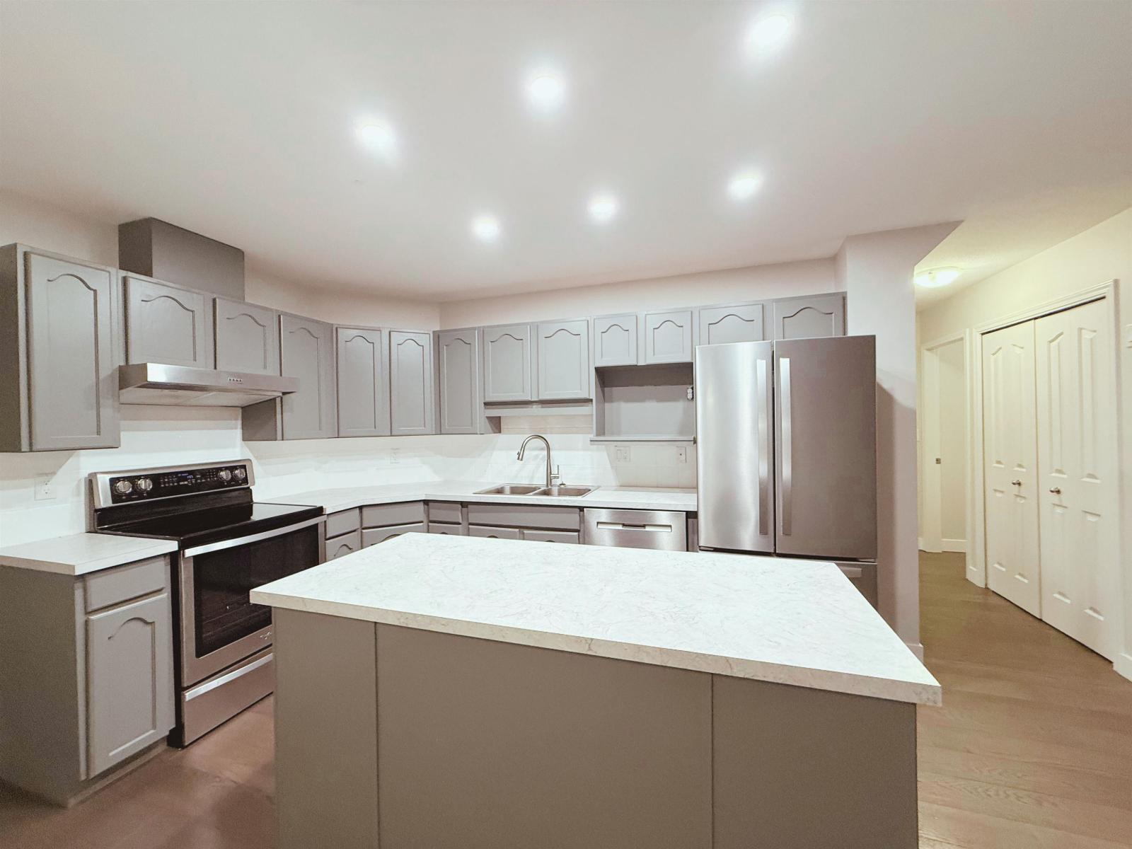 14665 84a Avenue, Surrey, British Columbia  V3S 7V5 - Photo 4 - R3161837
