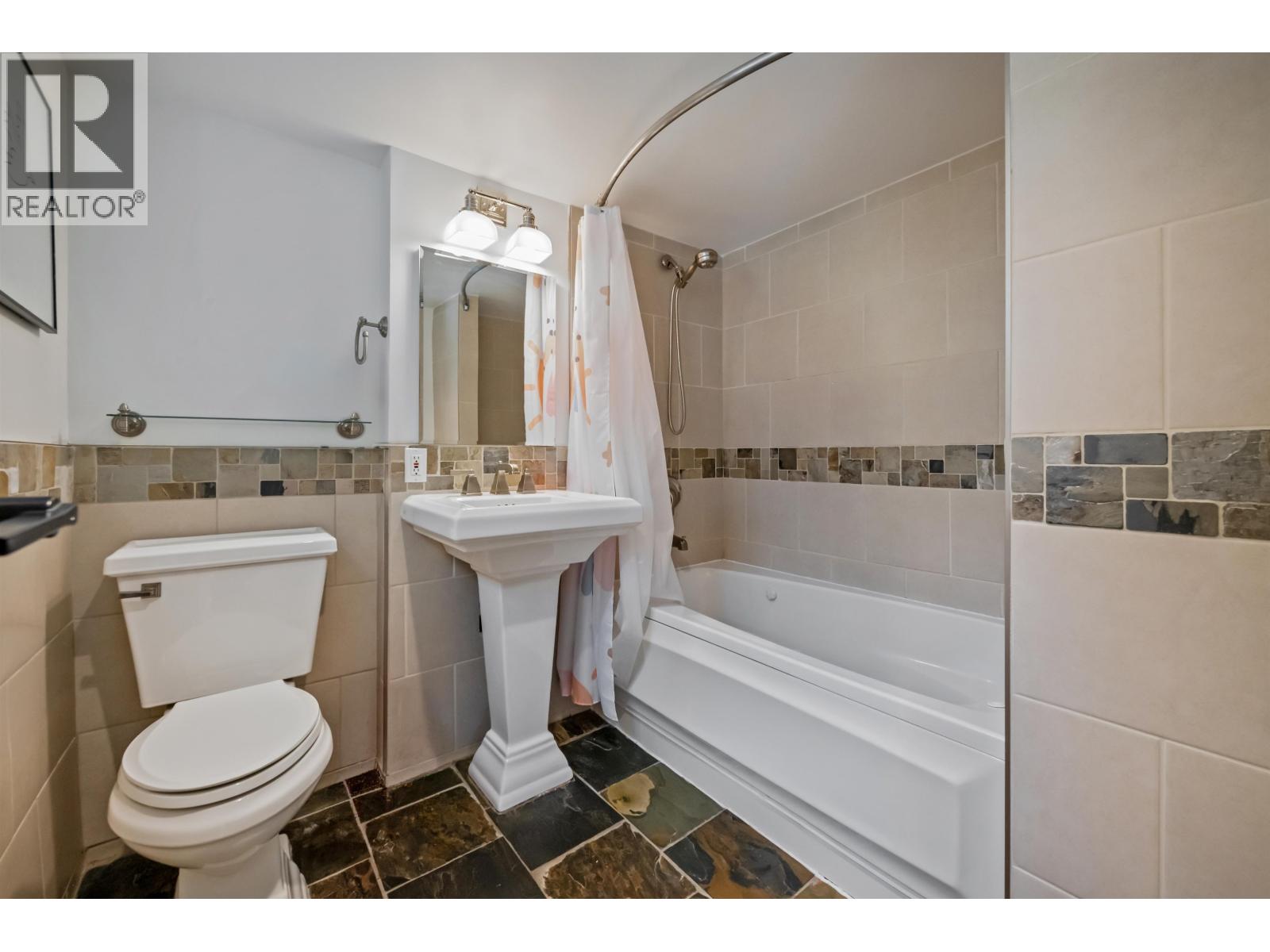 6240 St. Georges Avenue, West Vancouver, British Columbia  V7W 1Z7 - Photo 18 - R3161407