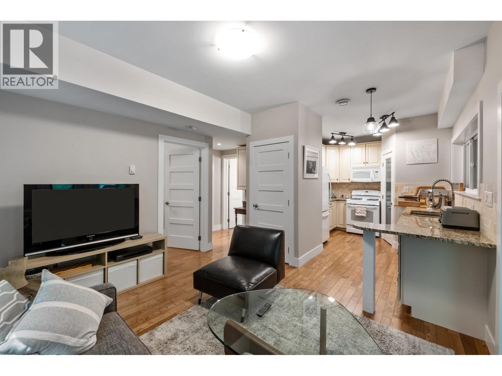 6240 St. Georges Avenue, West Vancouver, British Columbia  V7W 1Z7 - Photo 24 - R3161407