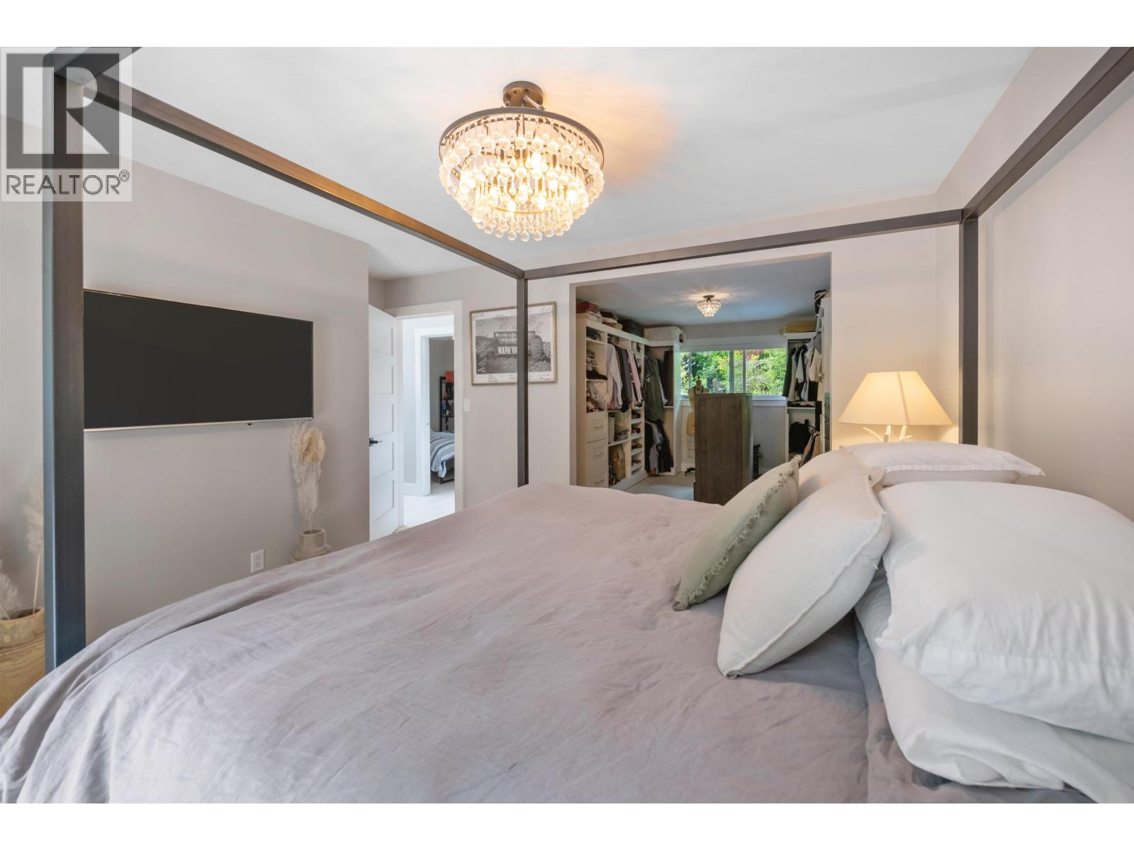 6240 St. Georges Avenue, West Vancouver, British Columbia  V7W 1Z7 - Photo 10 - R3161407