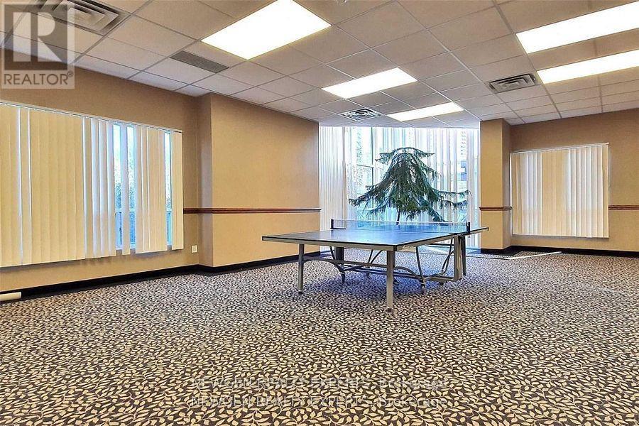 #910 - 7 Concorde Place, Toronto, Ontario  M3C 3N4 - Photo 10 - C13748094