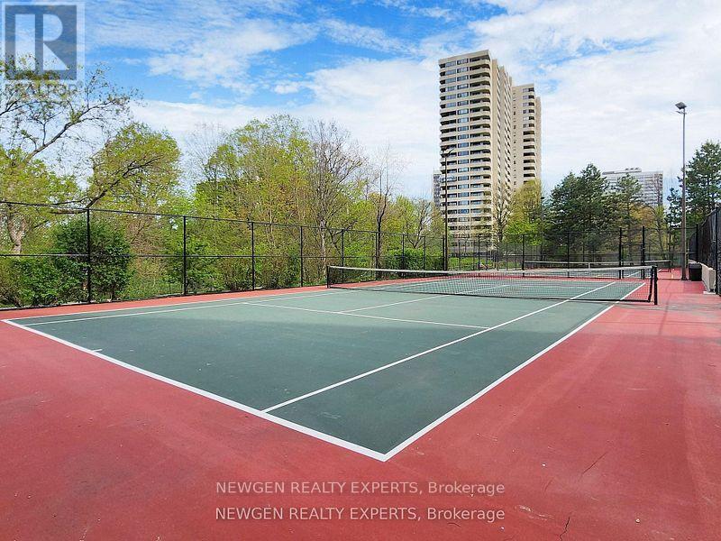 #910 - 7 Concorde Place, Toronto, Ontario  M3C 3N4 - Photo 17 - C13748094